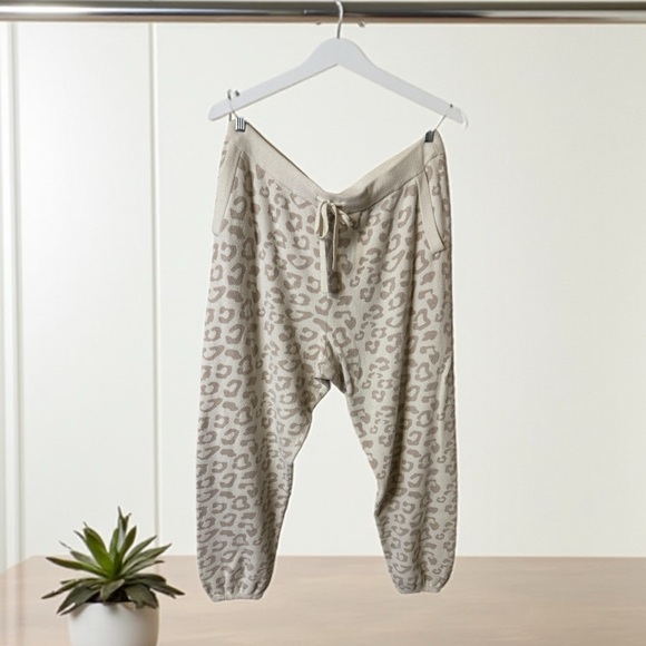 Barefoot Dreams Pants - Barefoot Dreams CozyChic Ultra Lite Track Pants NWOT 1X Cream/Stone